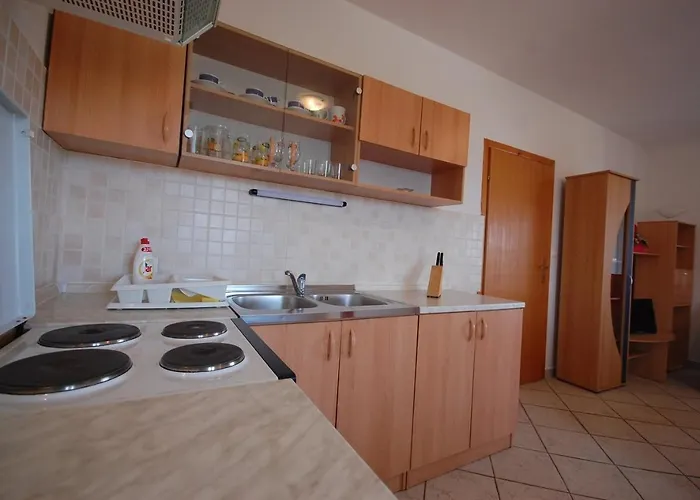 Apartment With Parking Space Kremenici - Krk - 22269 Malinska