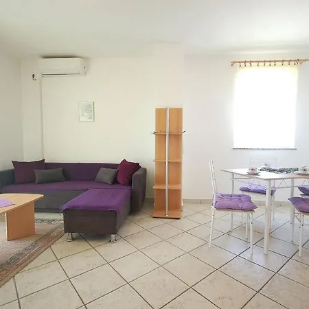 公寓 With Parking Space Kremenici - Krk - 22269 马林斯卡