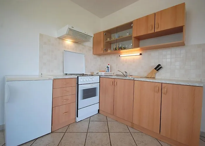 With Parking Space Kremenici - Krk - 22269 Apartman Malinska